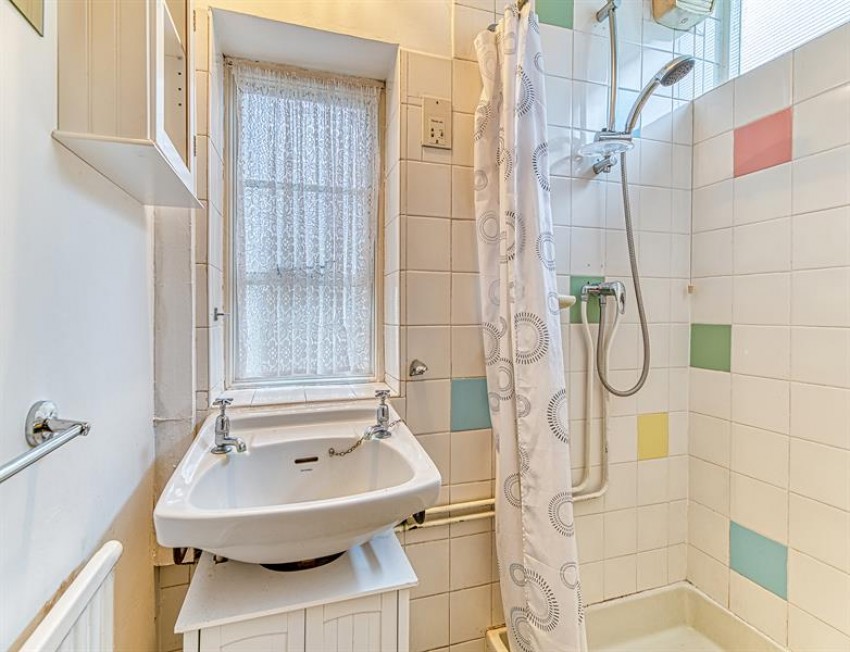 Images for Howey Lane, Frodsham