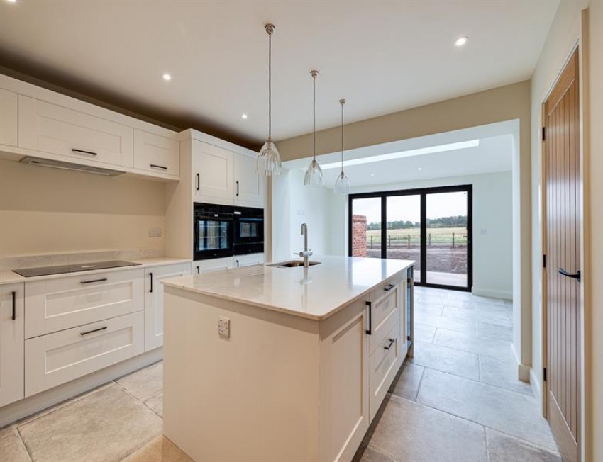 Images for Willington Lane, Willington, Tarporley