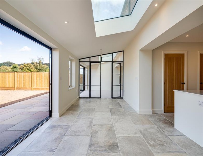 Images for Willington Lane, Willington, Tarporley