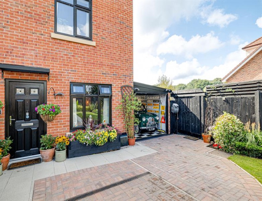 Images for Old Court Gardens, Oakmere