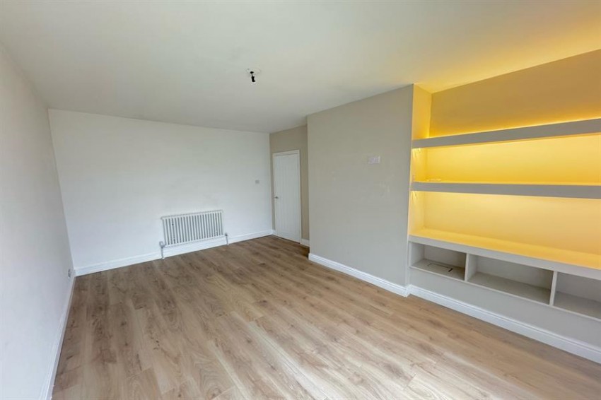 Images for Hawthorn Lane, Sale
