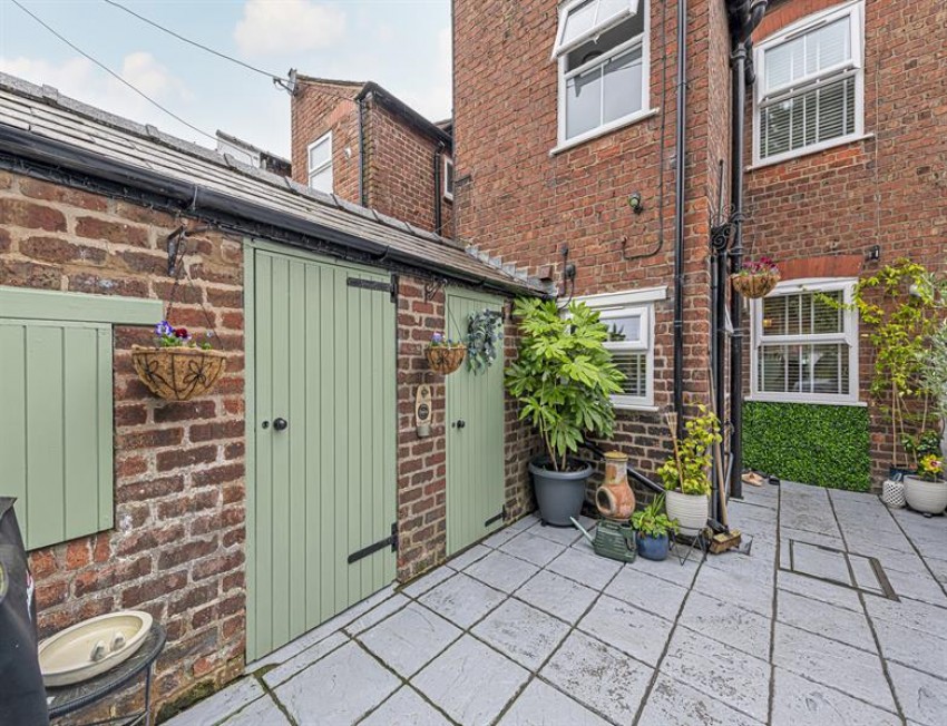 Images for Bridge Lane, Frodsham