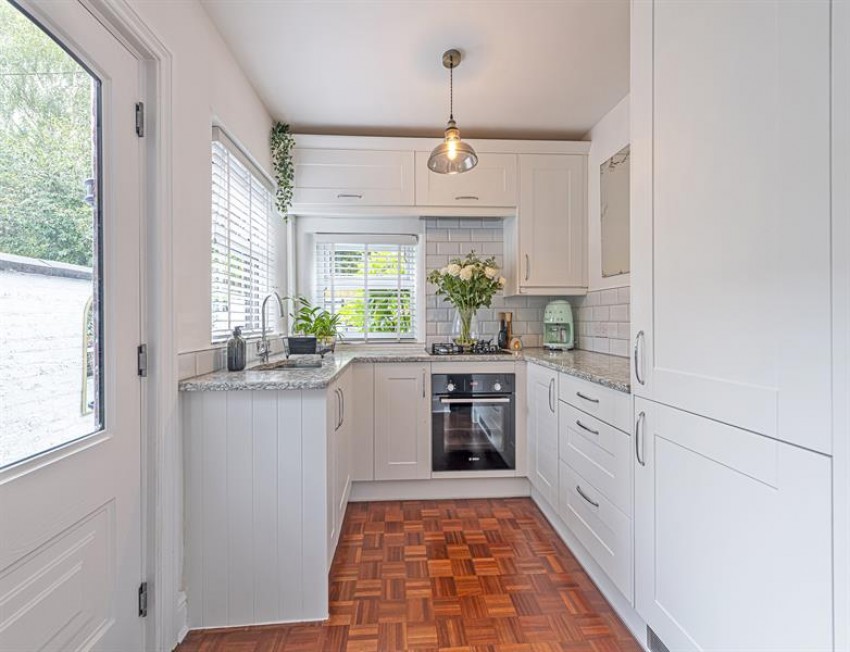 Images for Bridge Lane, Frodsham