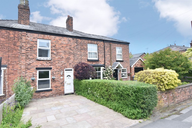Heyes Lane, Alderley Edge
