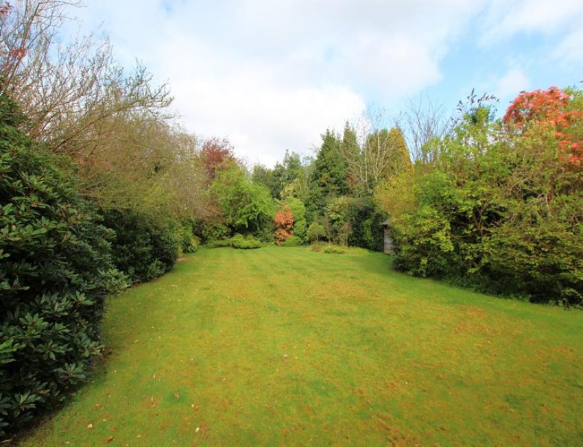Images for 18 Weygates Drive, Hale Barns