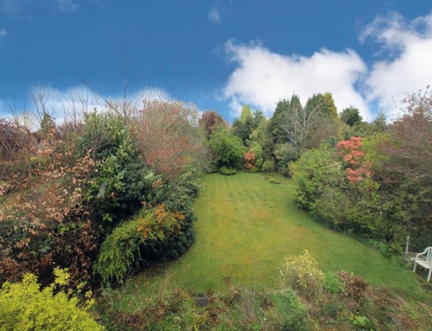 Images for 18 Weygates Drive, Hale Barns