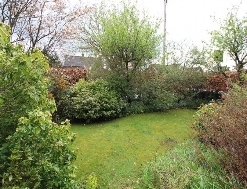 Images for 18 Weygates Drive, Hale Barns