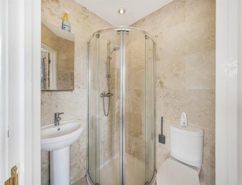 Images for Robin Lane, Chelford