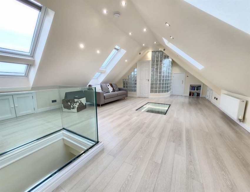 Images for Woodbridge Close, Appleton, Warrington