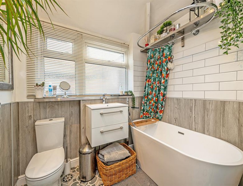 Images for Hill View Avenue, Helsby, Frodsham