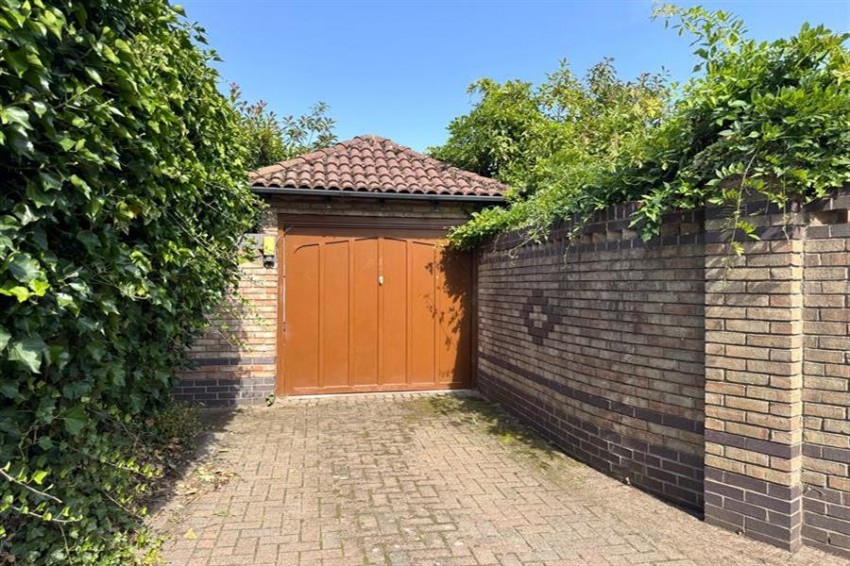 Images for Balmoral Close, Knutsford