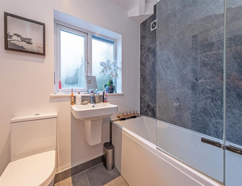 Images for Hillfield, Frodsham