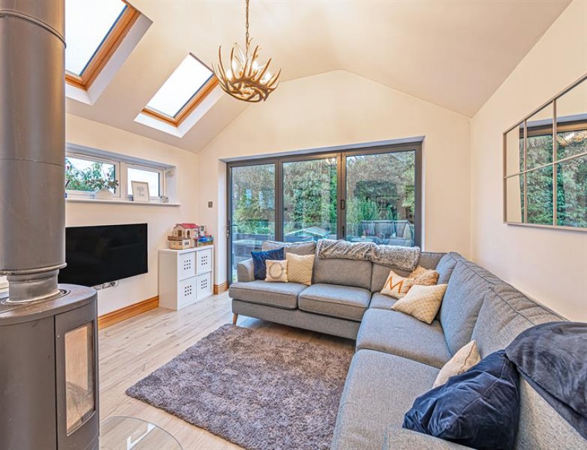 Images for Hillfield, Frodsham