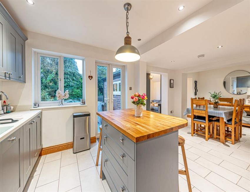 Images for Hillfield, Frodsham