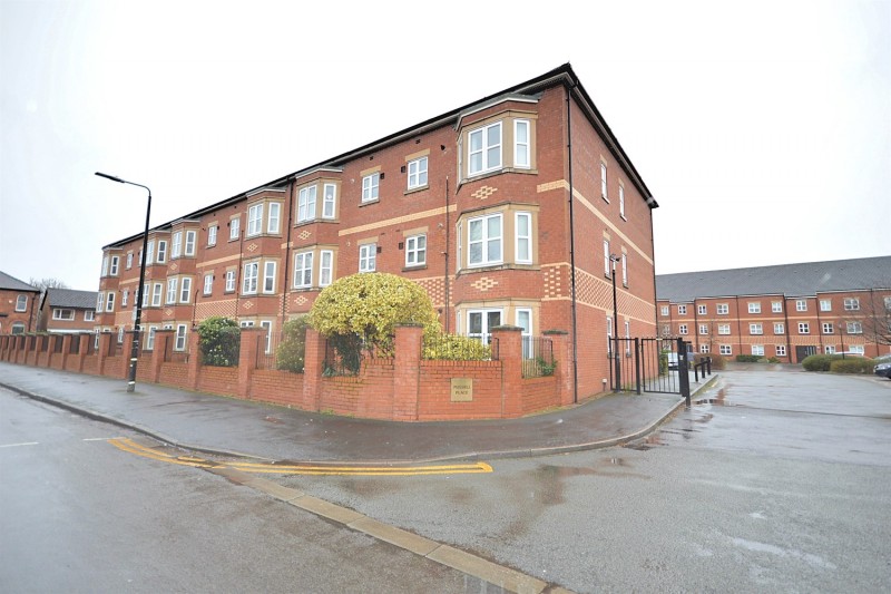Russell Place, Sale