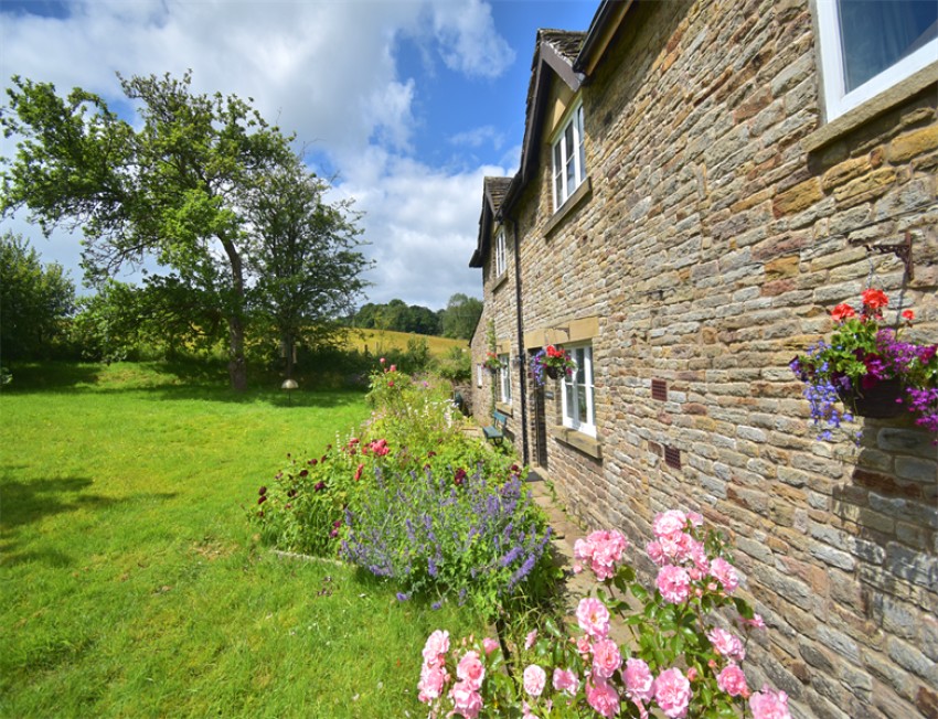 Images for Sticking Mires Farmhouse, Bridgemont, Whaley Bridge, High Peak