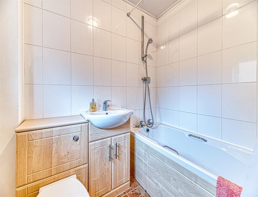 Images for Barn Croft, Helsby, Frodsham