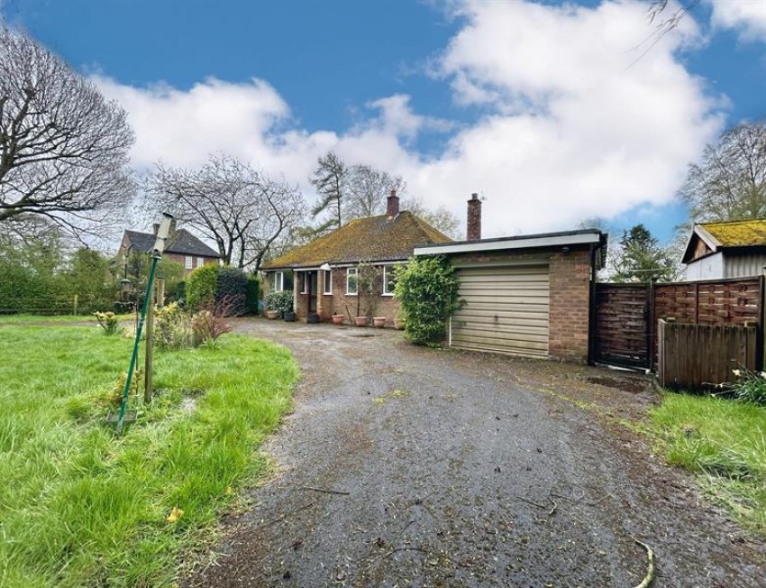 Images for Chapel Lane, Bucklow Hill