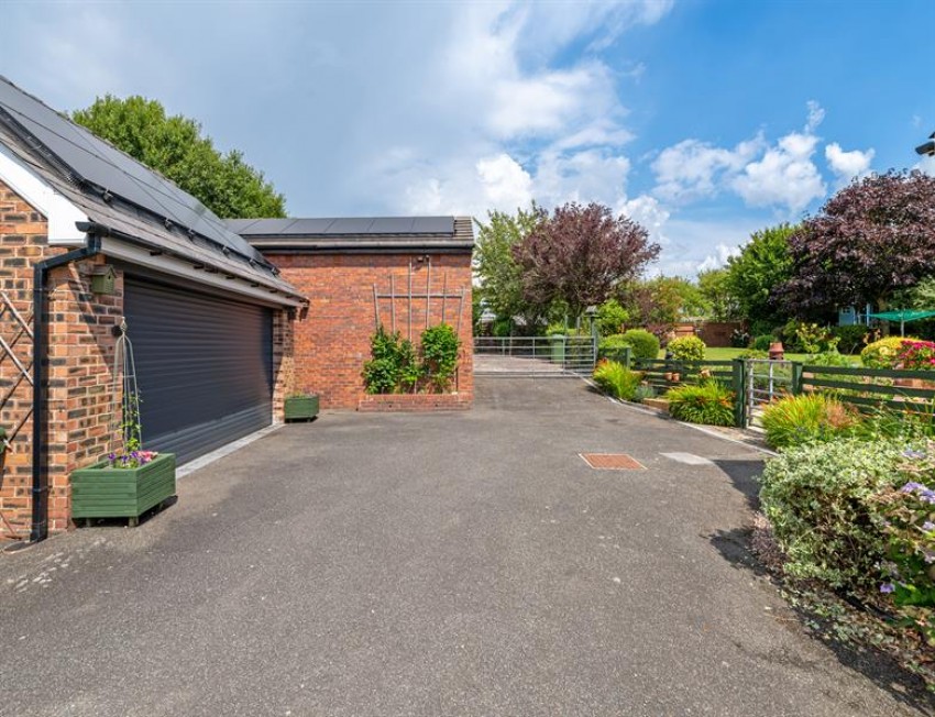 Images for Dobers Lane, Frodsham