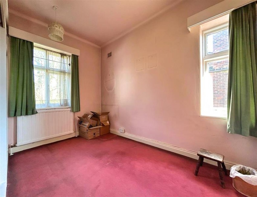 Images for Mowbray Avenue, Sale