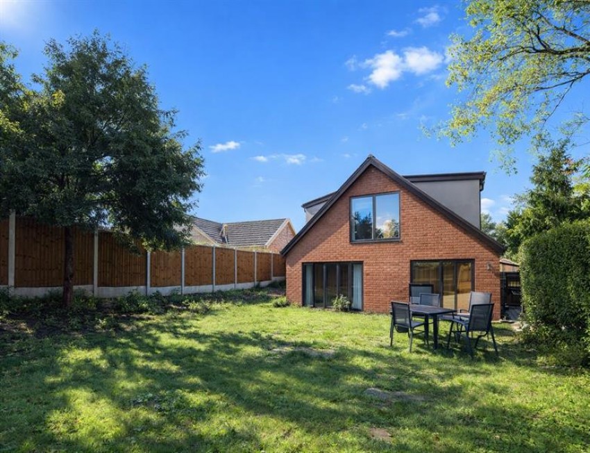 Images for Daylesford Crescent, Cheadle