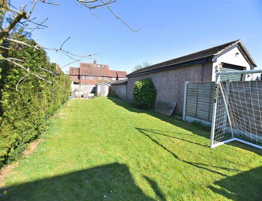 Images for London Road, Holmes Chapel