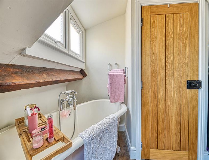 Images for Lower Rake Lane, Helsby, Frodsham