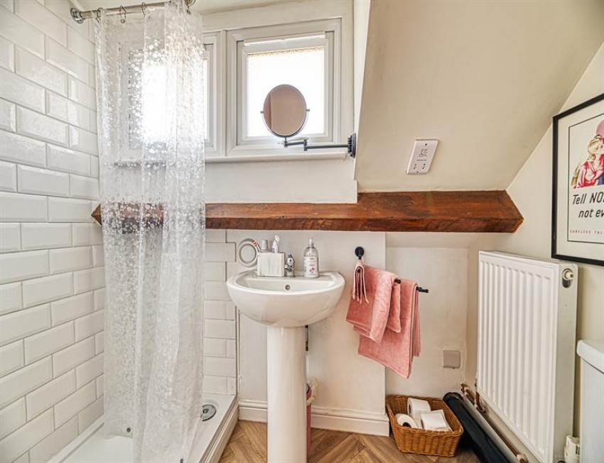 Images for Lower Rake Lane, Helsby, Frodsham