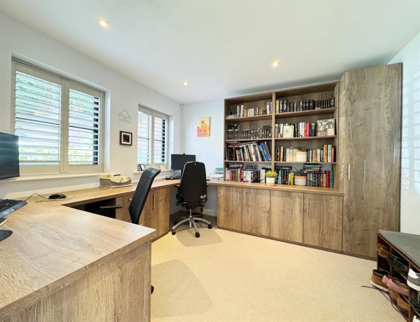 Images for Coppice Road, Poynton