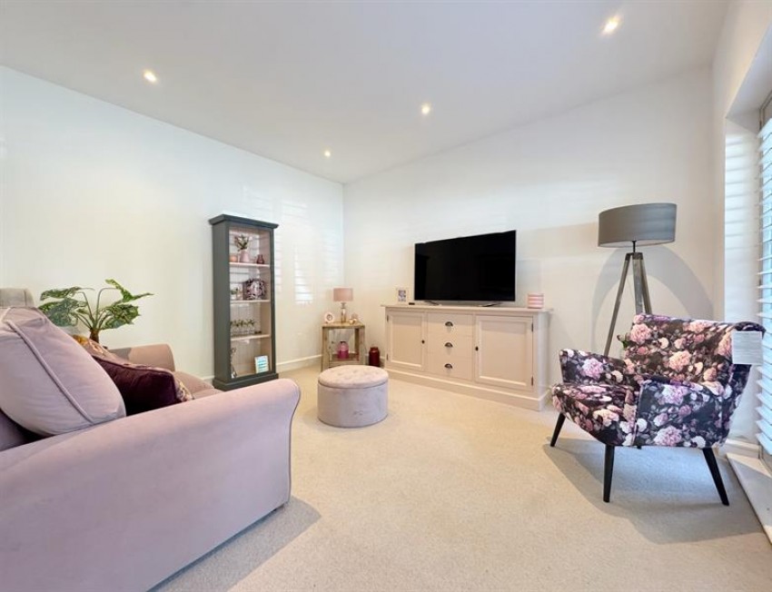 Images for Coppice Road, Poynton