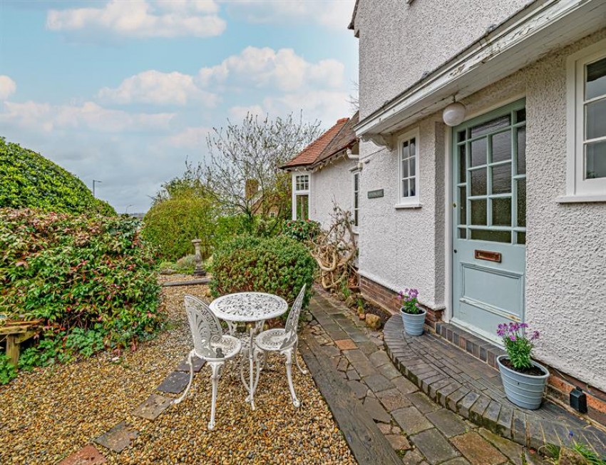 Images for Crescent Drive, Helsby, Frodsham