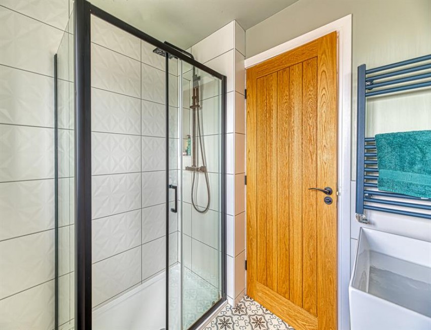 Images for Robin Hood Lane, Helsby, Frodsham