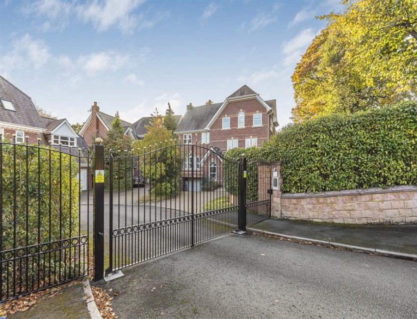 Images for The Lawns, Bowdon, Altrincham