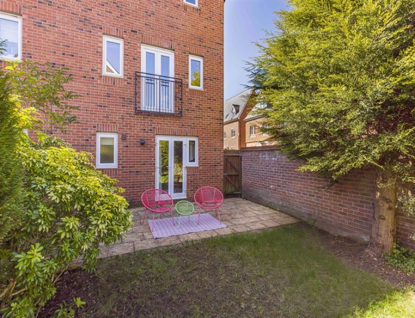 Images for Millington Gardens, Lymm