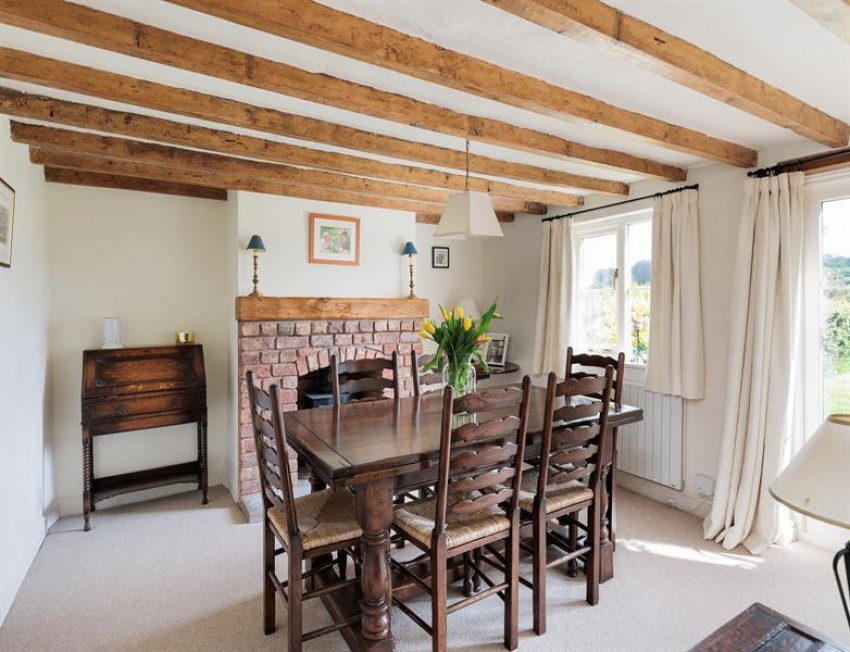 Images for Gorgeous cottage with bespoke kitchen and rural views in Cotebrook