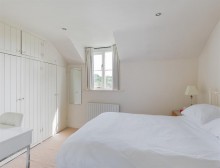 Images for Gorgeous cottage with bespoke kitchen and rural views in Cotebrook