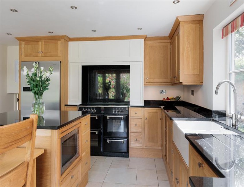 Images for Gorgeous cottage with bespoke kitchen and rural views in Cotebrook