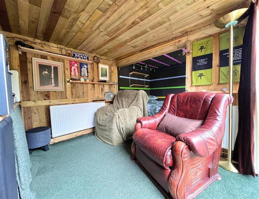 Images for Cranleigh Drive, Sale
