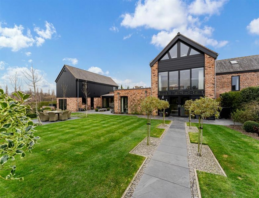 Images for Cherry Lane Barns, Cherry Lane, Lymm