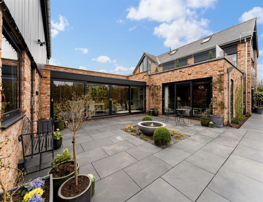 Images for Cherry Lane Barns, Cherry Lane, Lymm