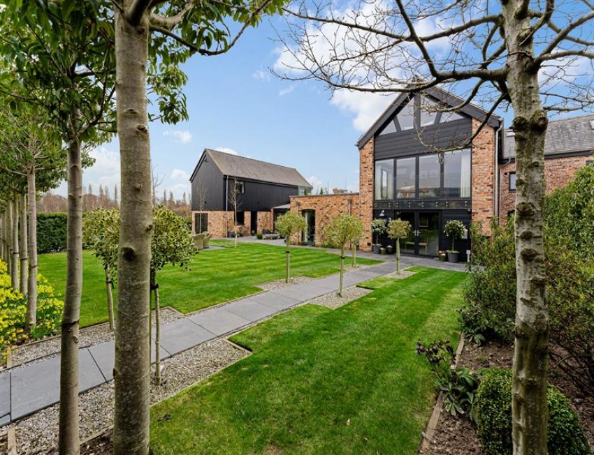 Images for Cherry Lane Barns, Cherry Lane, Lymm