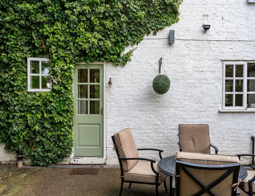 Images for Apsley Grove, Bowdon 