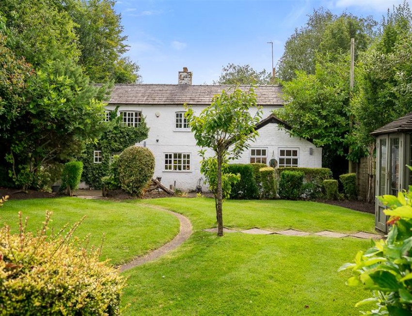 Images for Apsley Grove, Bowdon 