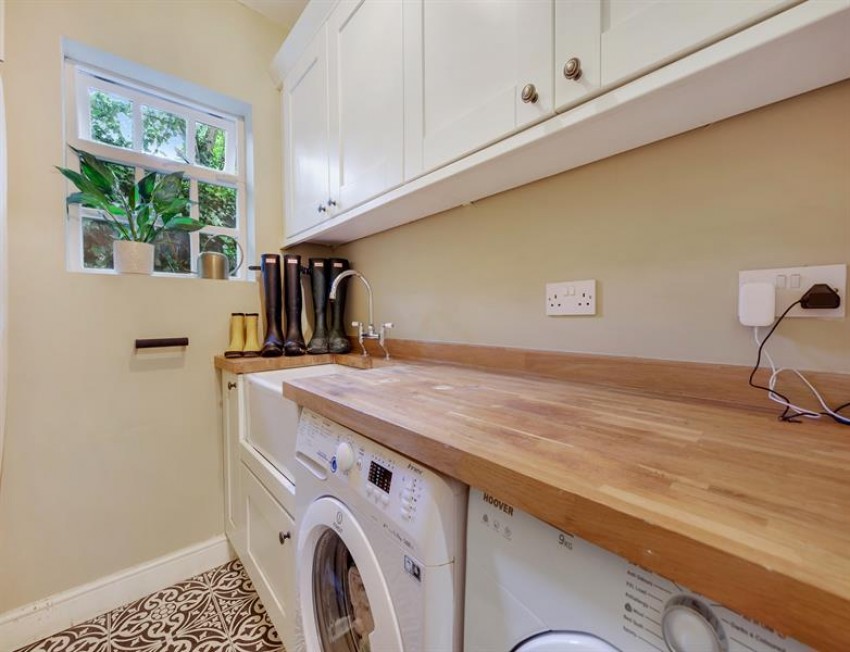 Images for Apsley Grove, Bowdon 