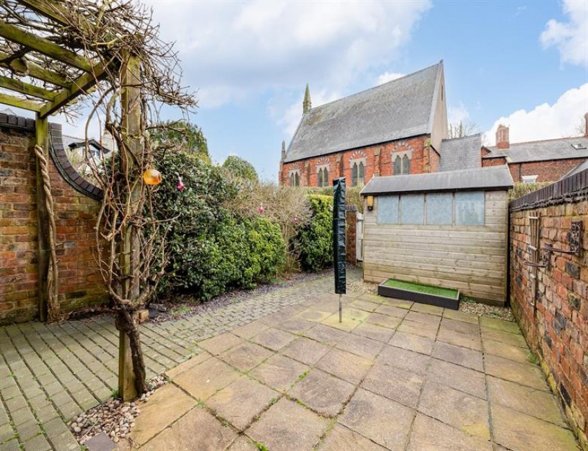 Images for Moss Fields, High Street, Tarporley