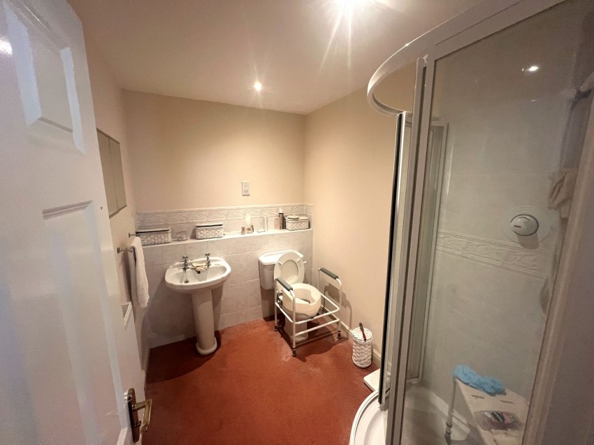 Images for Grove Lane, Hale, WA15