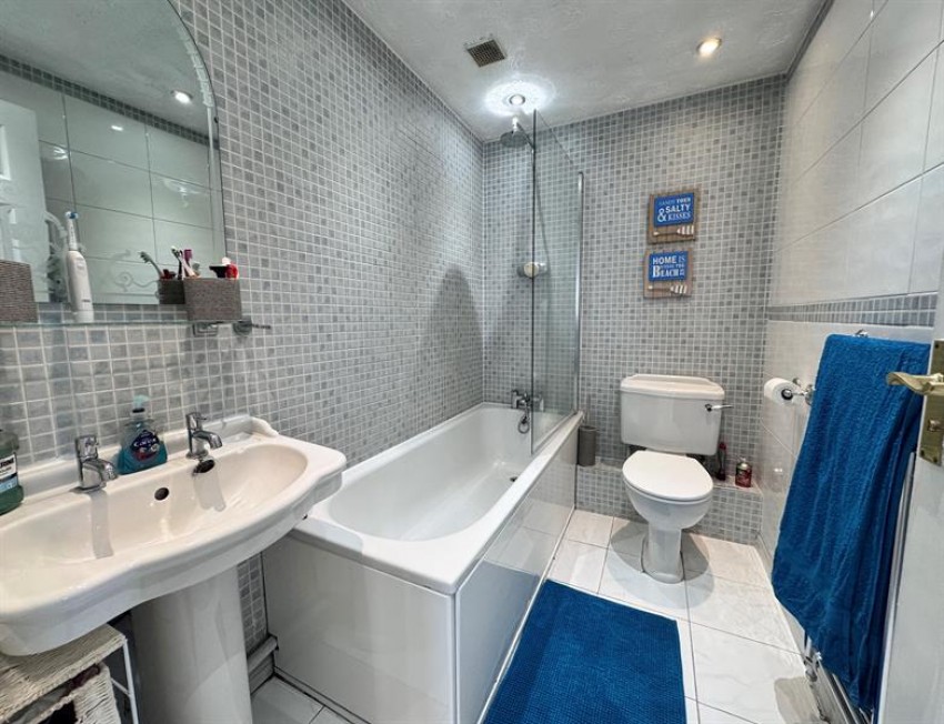 Images for Danesway, Chapel-En-Le-Frith, High Peak