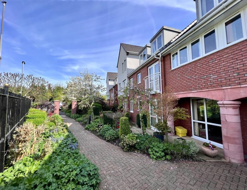 Images for Willow Close, Poynton, Stockport