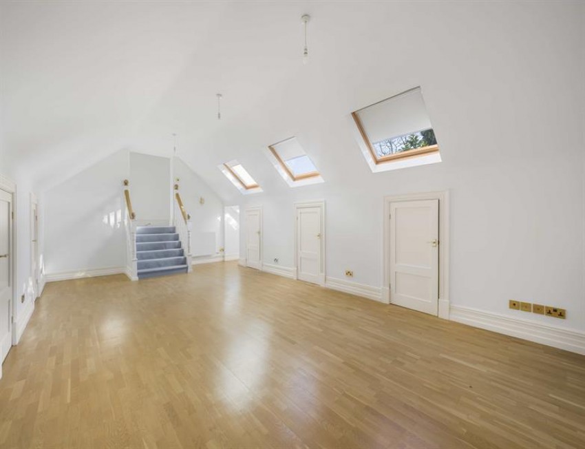 Images for Harrop Road, Hale