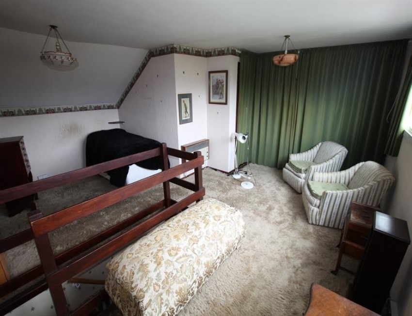 Images for 8 Finchale Drive, Hale